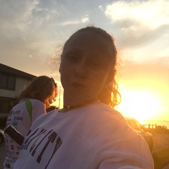 Meet your Posher, Ragan - Picture 1 of 1